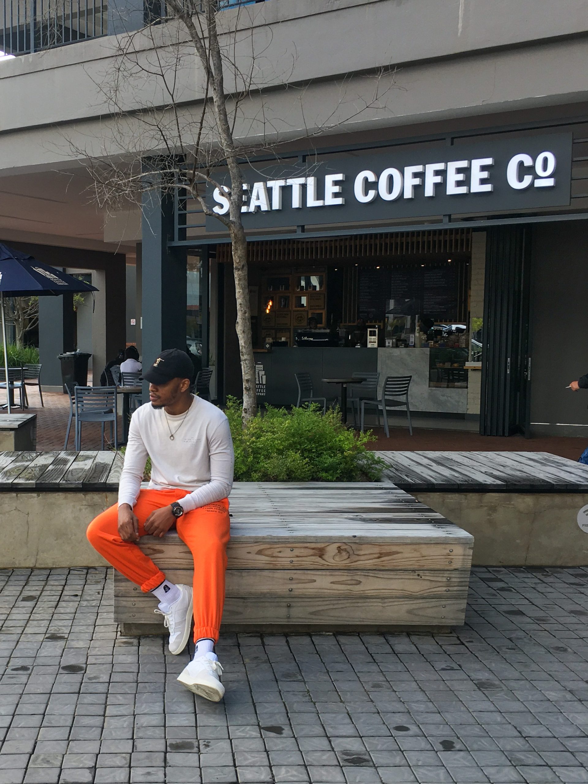 6D43048B-F73C-4ED6-BAD6-04622F552D63