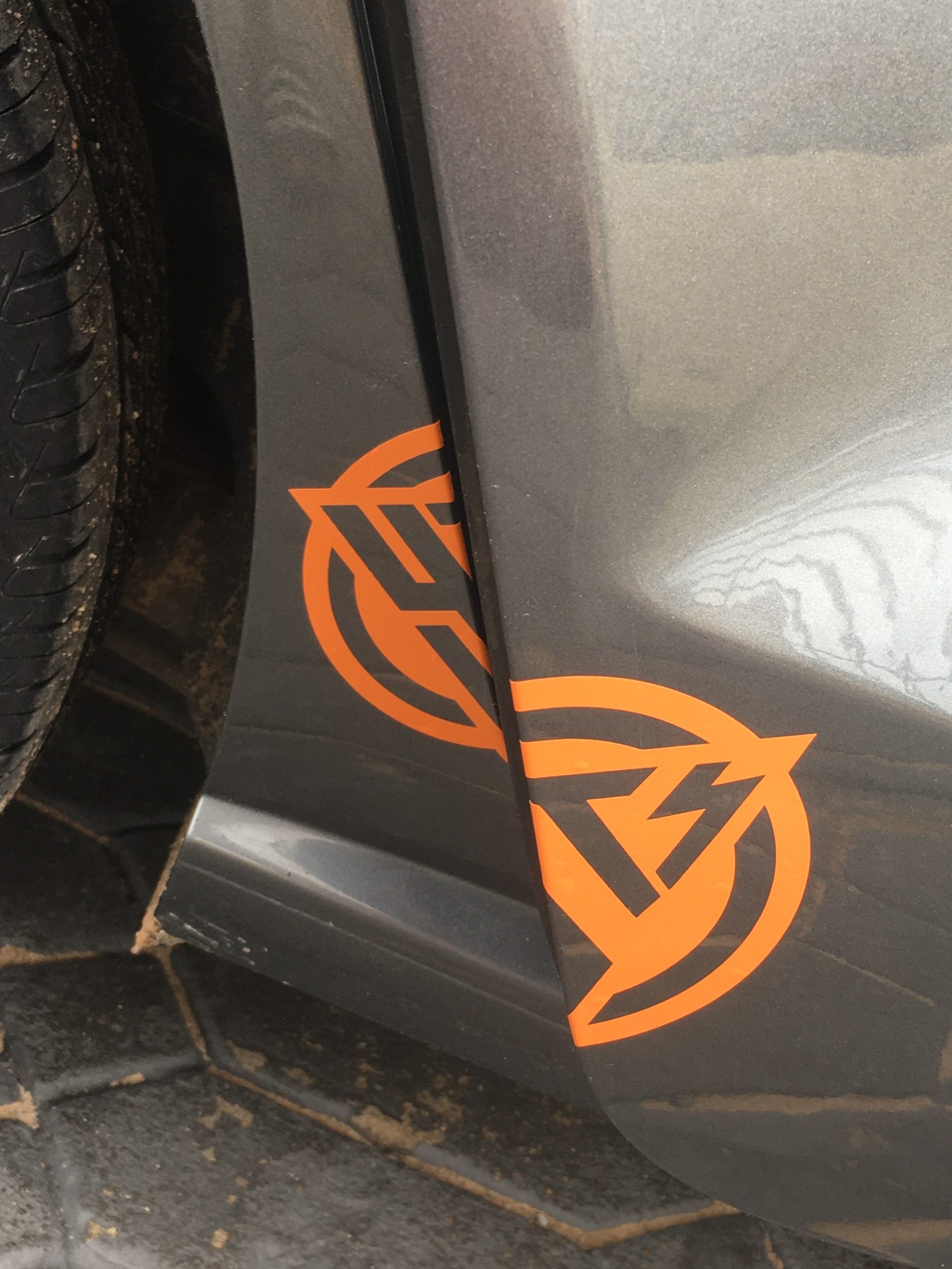 B19F1265-3BF6-4303-AAF0-3CB6F2FA4EF8